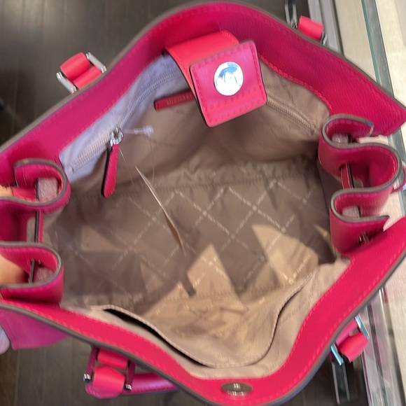 MICHAEL KORS HAMILTON MEDIUM SATCHEL 
 COLOR: Electric Pink 
NWT - Picture 11 of 16